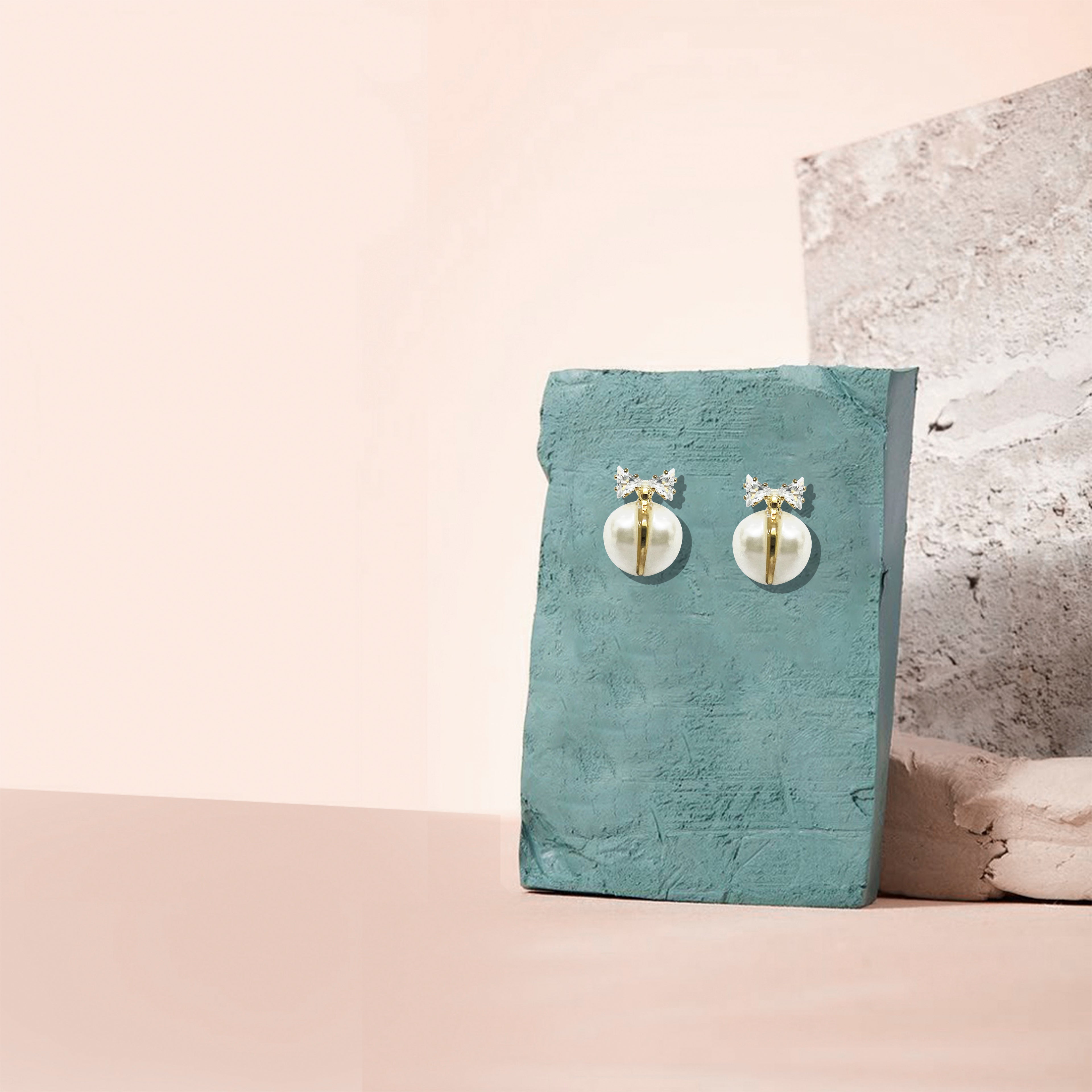 Pearl Stud Earring